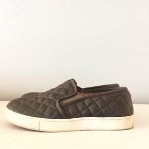 Mossimo slip-on sneakers